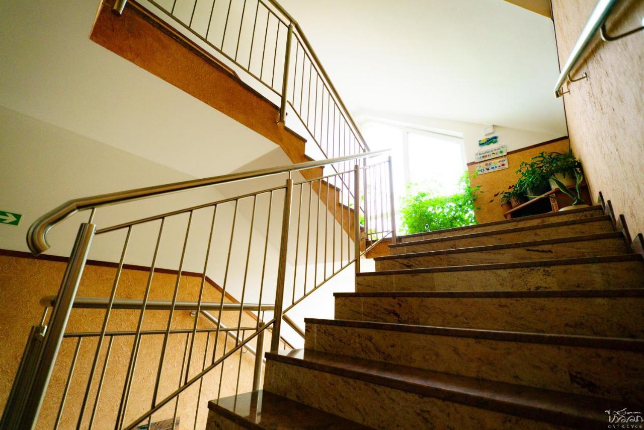 Isaan Ostrzyce Guest House Екстериор снимка