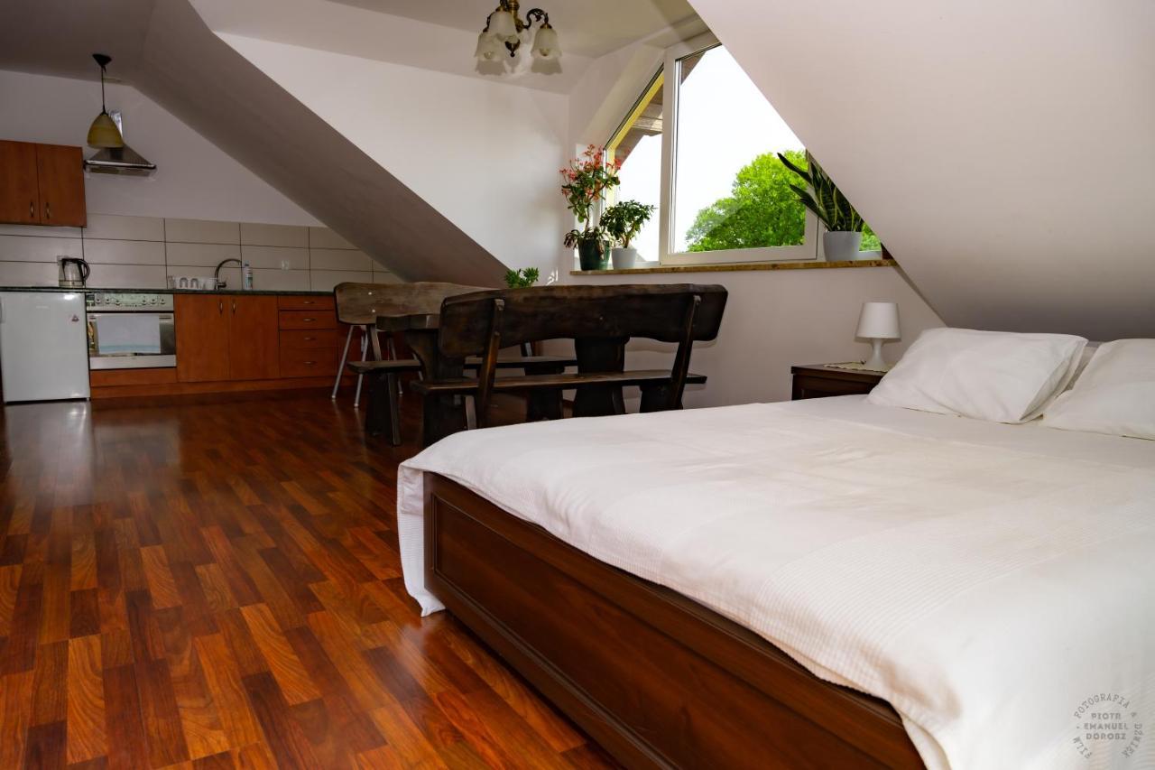 Isaan Ostrzyce Guest House Екстериор снимка