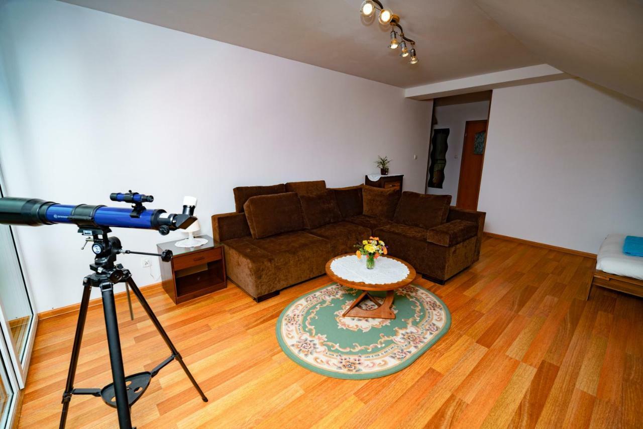 Isaan Ostrzyce Guest House Екстериор снимка
